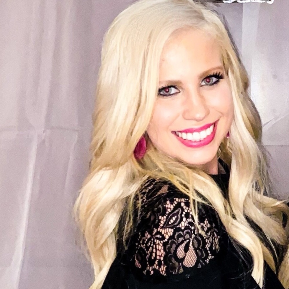 Meet your Posher, Stacie